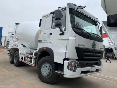 xe trong howo 10 m3 8