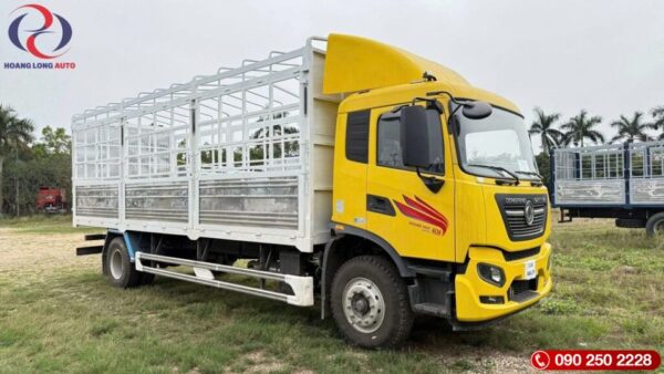 Xe Tải Dongfeng Thùng mui KR180 (2)