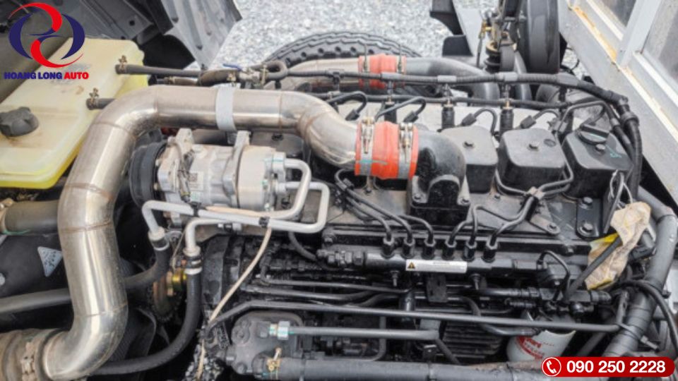 động cơ Xe Tải Dongfeng Thùng mui KR180