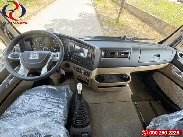 ben 3 chan vuong 8 ben 3 chan vuong 8