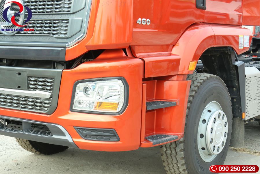 XE ĐẦU KÉO SHACMAN H3000S 6X4 WEICHAI 460HP 4 XE ĐẦU KÉO SHACMAN H3000S 6X4 WEICHAI 460HP 4
