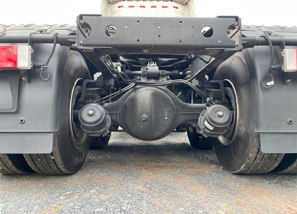 he thong treo xe dau keo