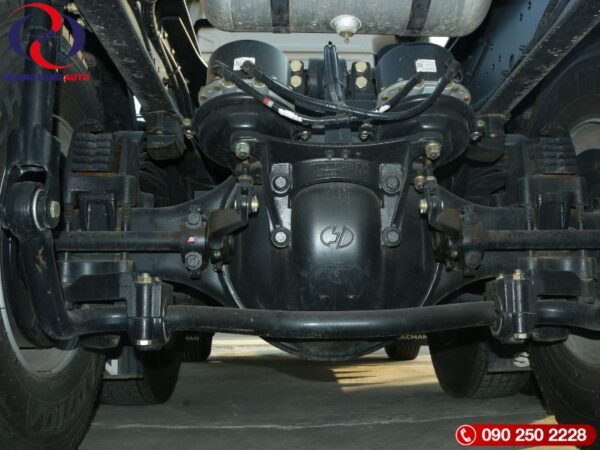 xe đầu kéo Shacman x5000 cummins (8)