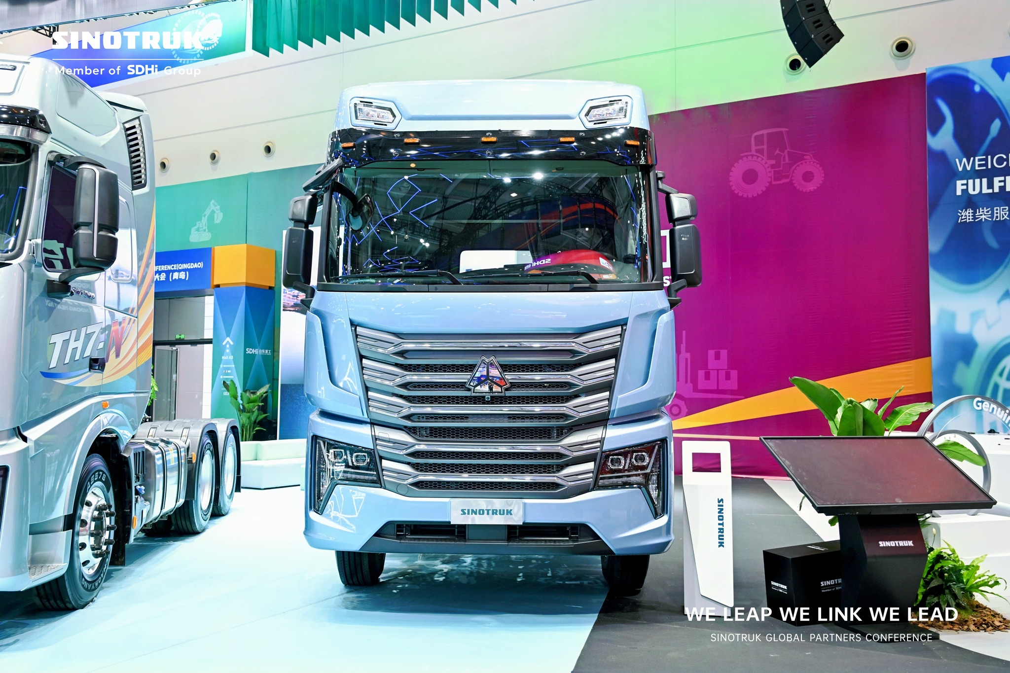 Hội nghị Khách hàng Toàn cầu SDHI Sinotruk 2025 2