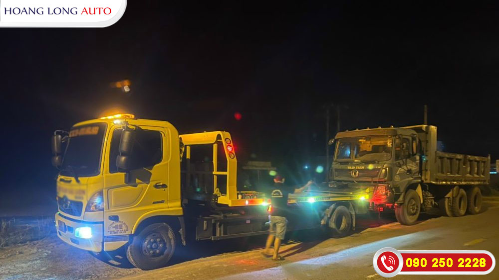 cuu ho giao thong tren cao toc trung luong vao buoi dem cuu ho giao thong tren cao toc trung luong vao buoi dem