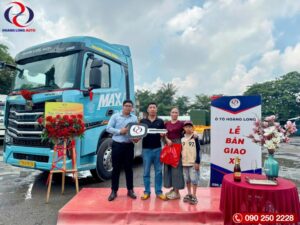 lễ bàn giao xe đầu kéo