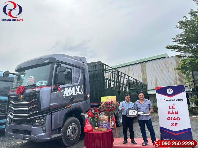 lễ bàn giao xe đầu kéo (4)