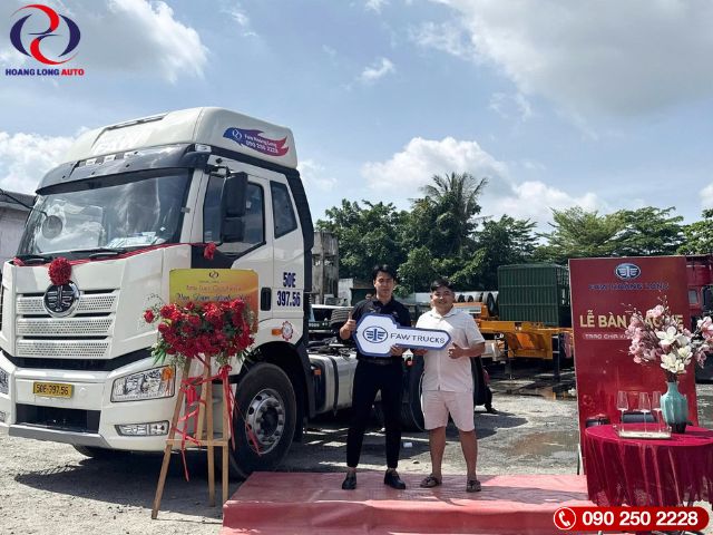 lễ bàn giao xe đầu kéo Faw (4)