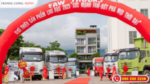 Buổi lễ ra mắt dòng xe Faw đời mới nhất tại đại lý phân phối