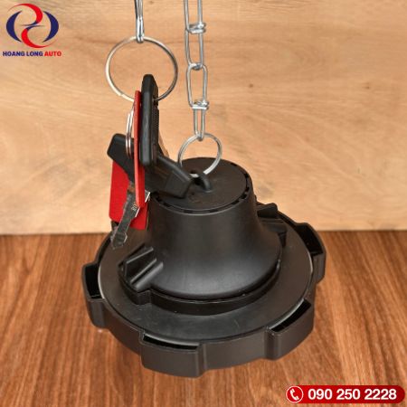 nắp bình nhiên liệu đầu kéo (4) nắp bình nhiên liệu đầu kéo (4)