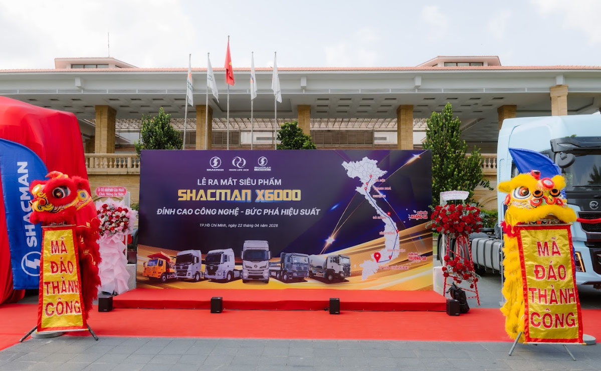 Lễ ra mắt xe đầu kéo Shacman X6000 thế hệ mới