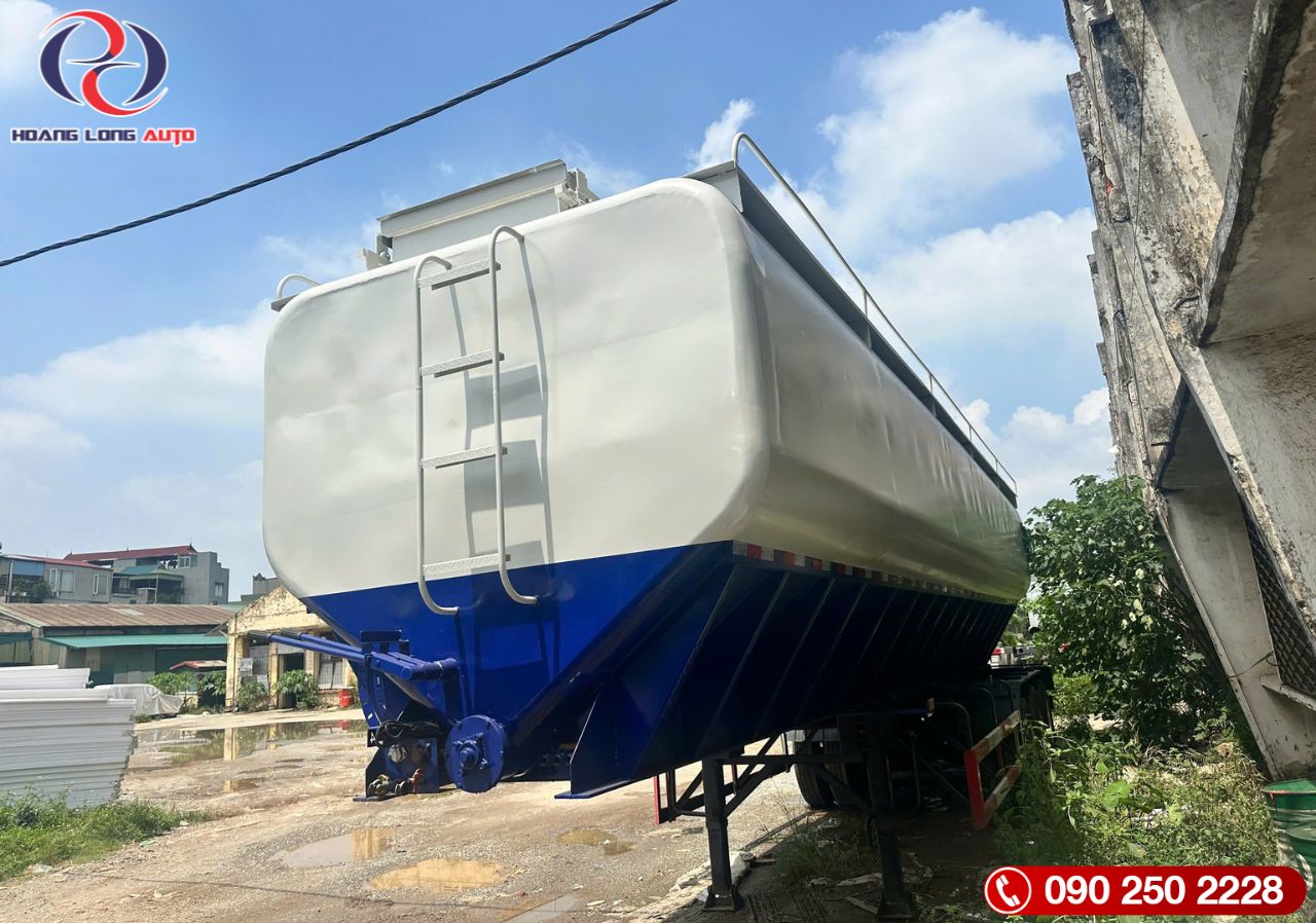 Bồn Chở Thức Ăn Chăn Nuôi Trục Vít Chengliwei