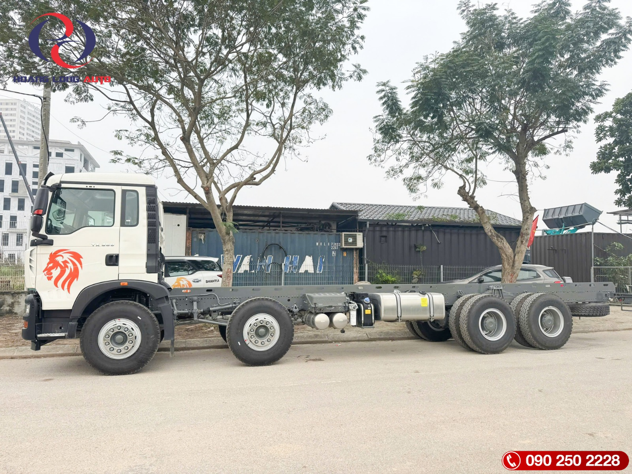 Xe tải thùng HOWO 4 chân (1)
