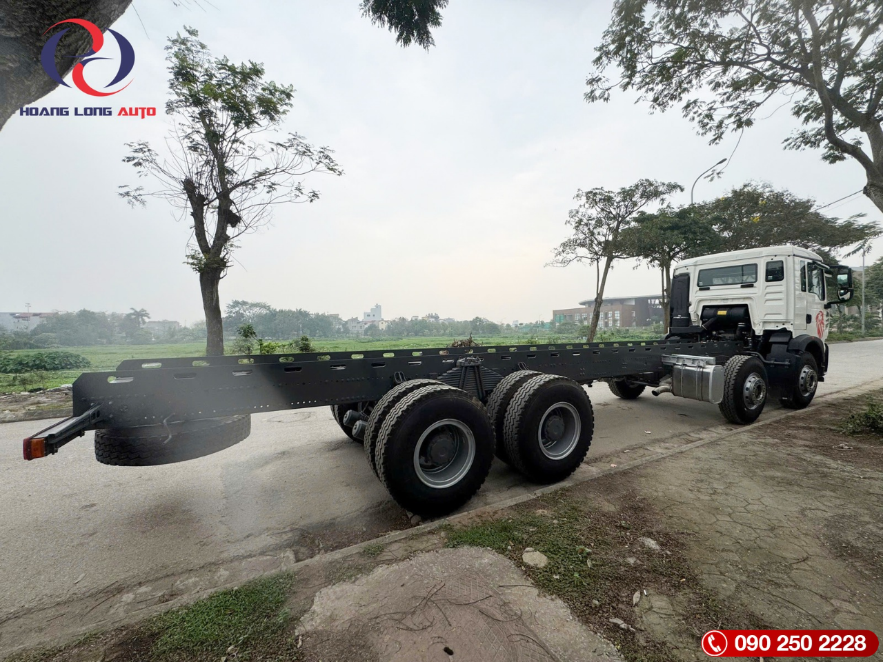 Xe tải thùng HOWO 4 chân (4)